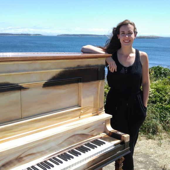 Meet your Posher, Katherine - Picture 1 of 1